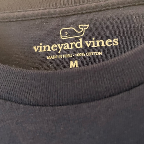 Vineyard Vines mens long sleeve t-shirt. Size Medium. Navy blue - Picture 3 of 3